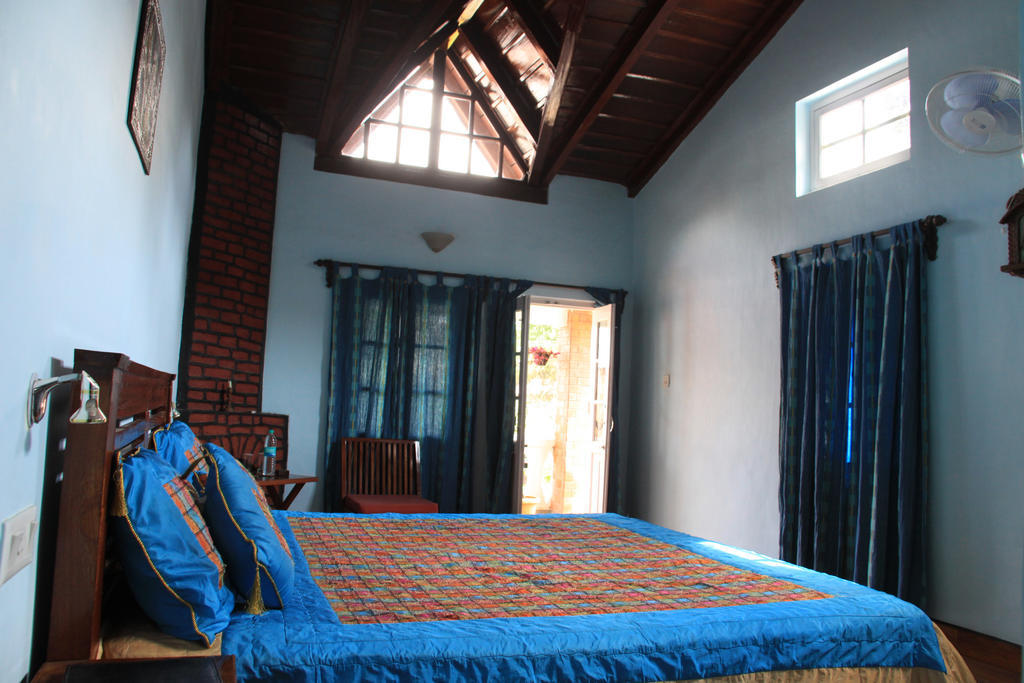 Rewa Retreat Hotel Nainital Bilik gambar